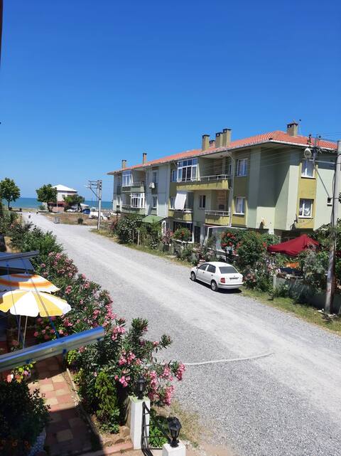 Karasu Yalı mh - Denize 3dakika Yürüme Mesafesinde