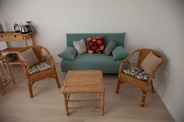 Maisonnette De Charme Avec Terrasse - Argenteuil