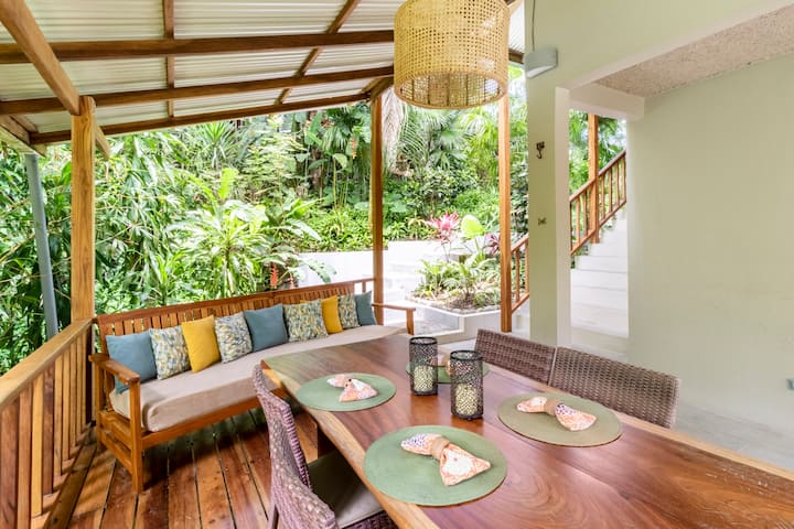 Casa Hemingway at Casas de Soleil