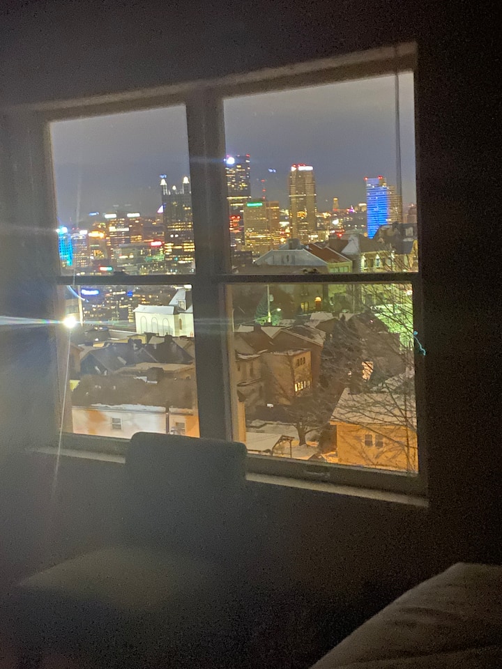 Glavna spavaća soba noću