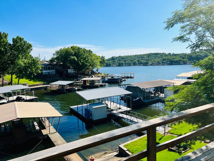 Perfect Lake Getaway at the 7MM Gravois Arm Houses for Rent in