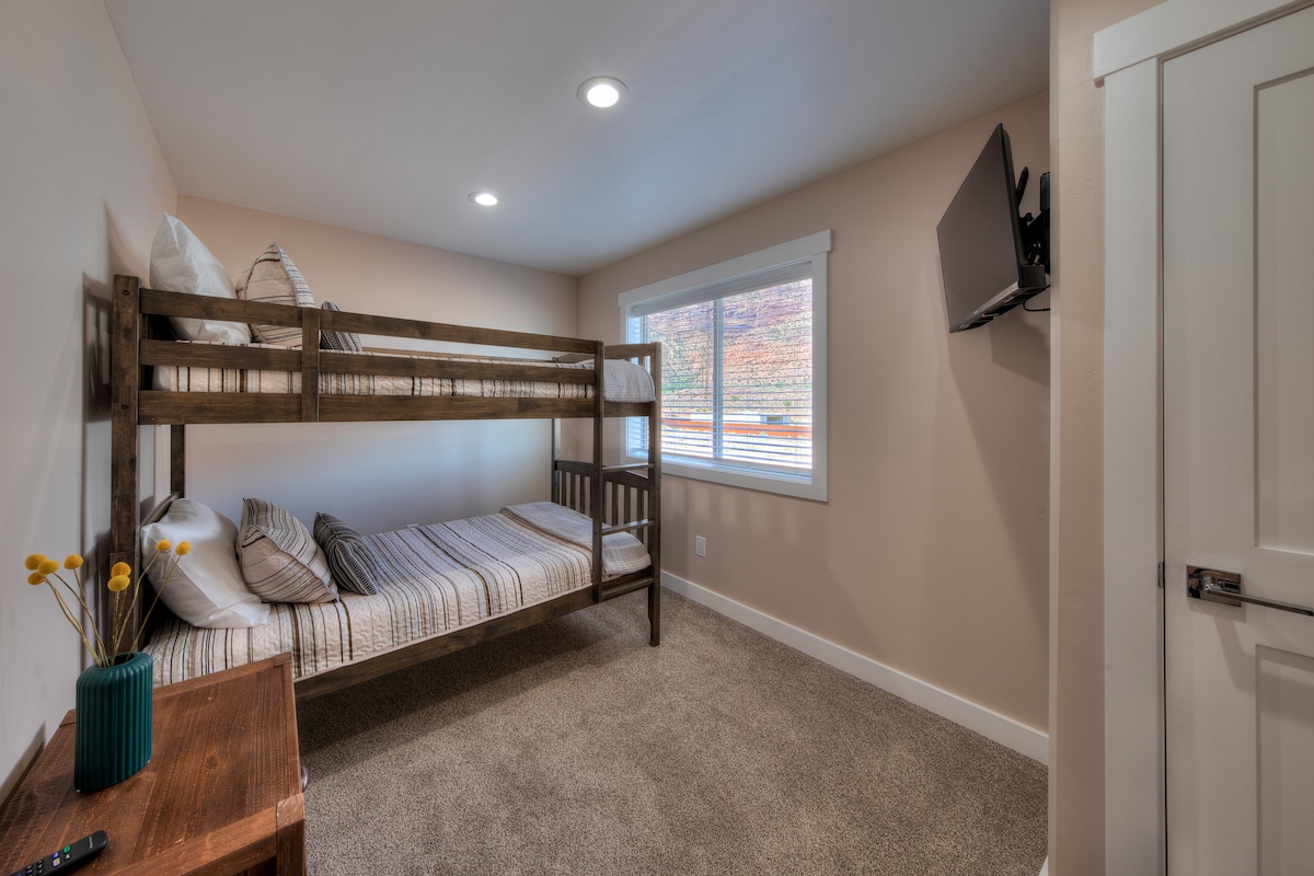 غرفة النوم رقم4، أسرّة بطابقين (مقاس مزدوج)