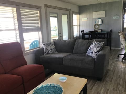 Top Airbnb: Tequila Paradise feel at home here. in Surfside Beach