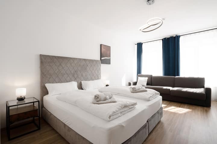 easy-flat main square – 115 sqm family apt. no. 4A