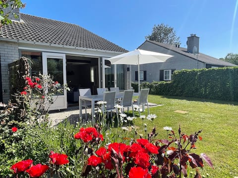SeasideHome, 5 pers, 300m from dunes&beach Cadzand