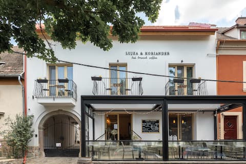 Lujza & Koriander - Vanilla