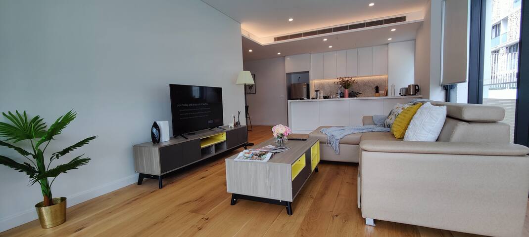 NorthShore Chatswood 2BR with ultimate convenience gallery image 2