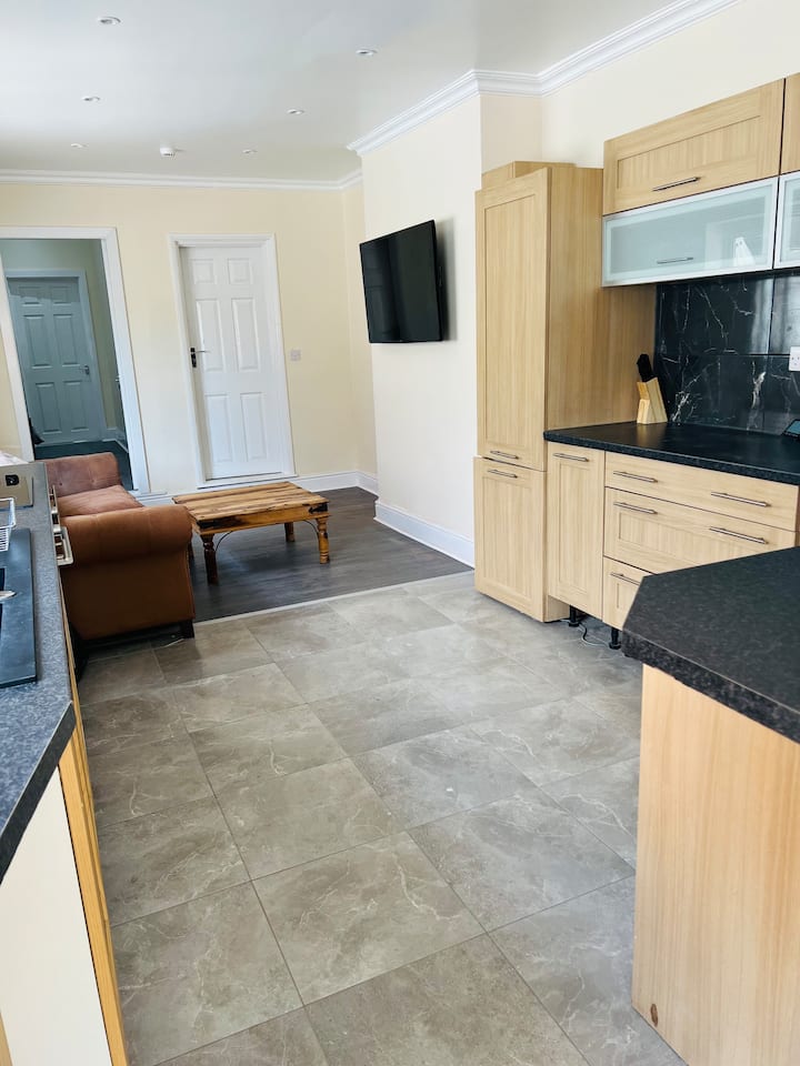 Lovely 2 Bedroom Apartment Close To City Center C1 - キングストン・アポン・ハル