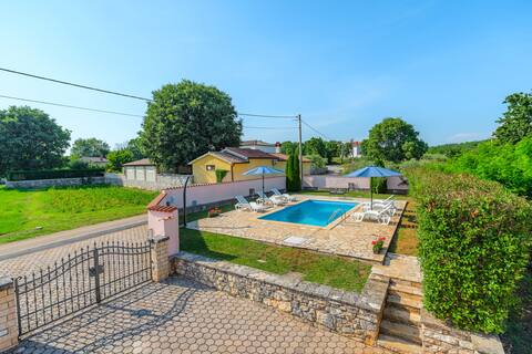 Holiday home in Istria for 10 guests