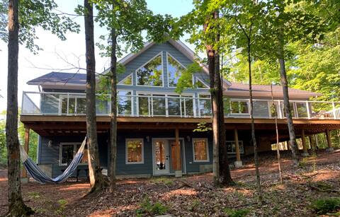 Shabbotts Bay Retreat on Wahwashkesh Lake