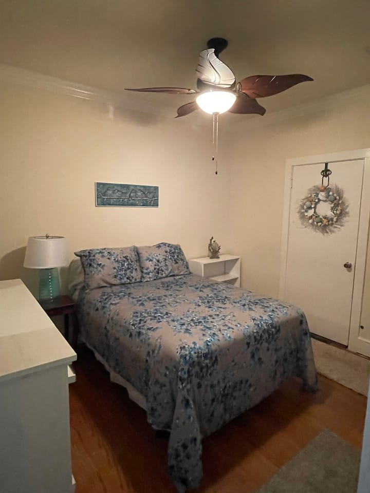 Მთავარი საძინებელი 2