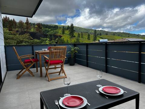 Charming studio with sea and mountain views.