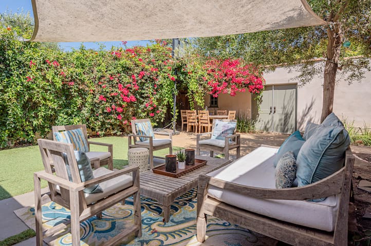 Secluded 4BR Spanish Oasis in the Middle of LA