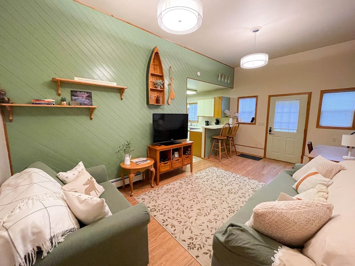 Airbnb For Rent Hometown Rentals Airbnb - Apartments for Rent in Cordova, Alaska ...