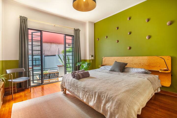 Historic Villa Condesa King Beds + Service +Garden gallery image 3