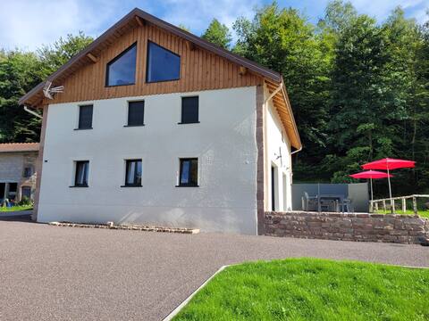 Charming cottage 14 pers. with spa surrounded by nature