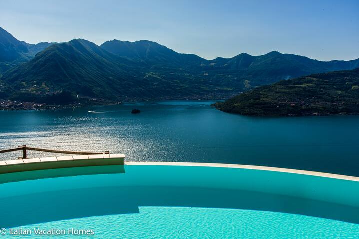 Italian Vacation Homes – Panoramic Villa gallery image 3