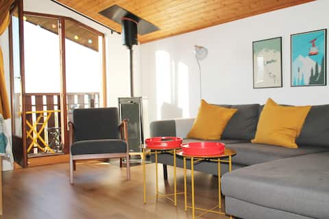 Top Airbnb: Cozy apartment in ski resort, panoramic lakeview à Thollon Les Mémises
