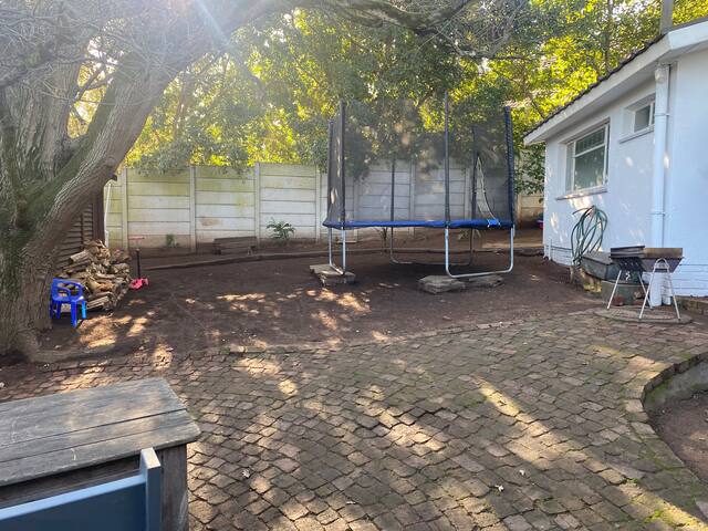 Family 2-bedroom home in the Winelands gallery image 3