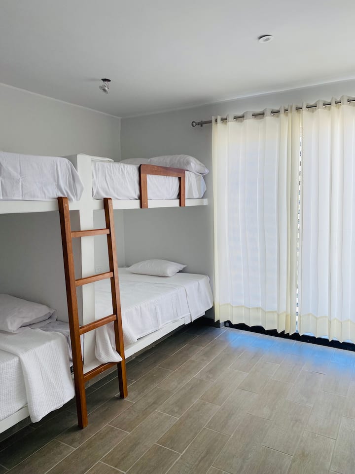 საძინებელი 1