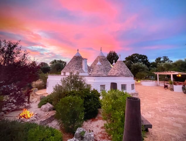 TrulloNation:Ostuni,Puglia, Exclusive 20m Pool&Gym gallery image 4