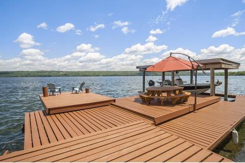 Cozy Lakeside Retreat Near State Park, Ithaca