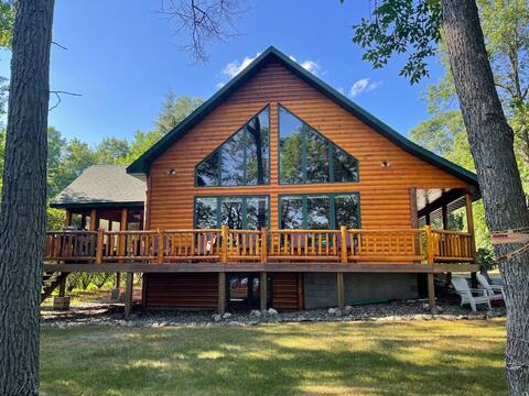 Swiss chalet home on Big Pine Lake!