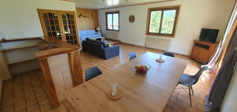 Top Airbnb: Mountain View • 100m² • Garden • Skiing & Hiking in La Léchère