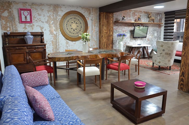 Casa Real Coyoacan (Casa completa, 21 huéspedes)