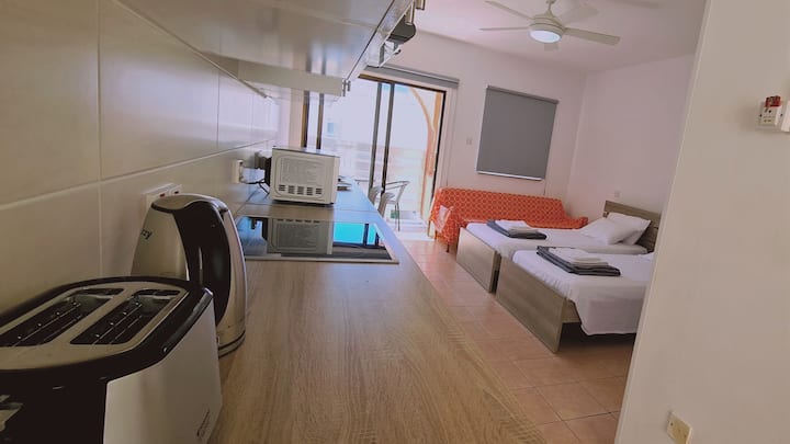 Stay: Nissi Heaven Cozy | Nissi Beach| Quiet| Wifi - Ayia Napa