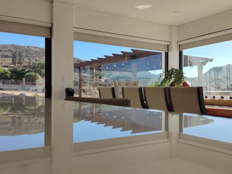 White Zen House at Rancho Tecate