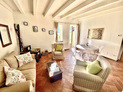 Annuncio Airbnb popolare: Apartment in the hearth of Menaggio a Menaggio