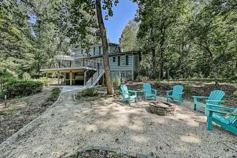 Riverfront cabin, private, hot tub, firepit, quiet