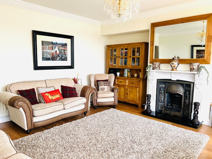 Waterfront Apartment Overlooking Carlingford Lough - Rostrevor