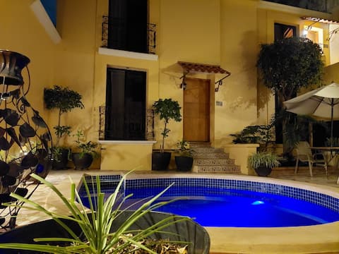 Department with services included and pool G.