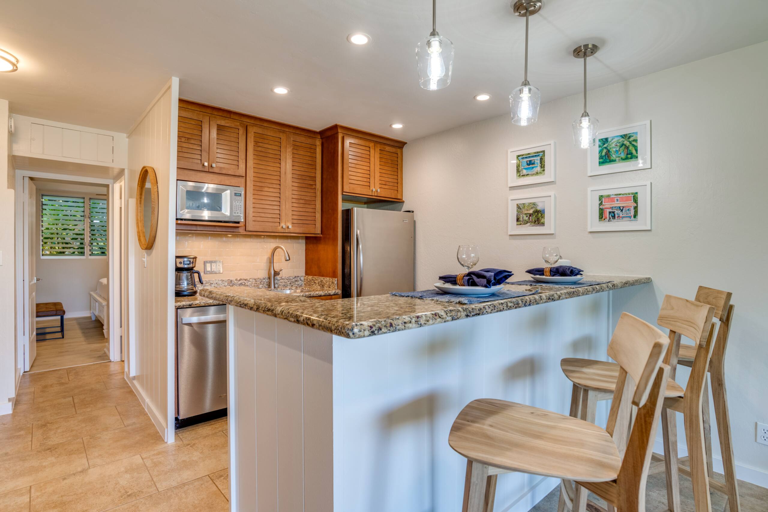 Condo in Lahaina · ★4.95 · 1 bedroom · 2 beds · 1 bath - Image 12