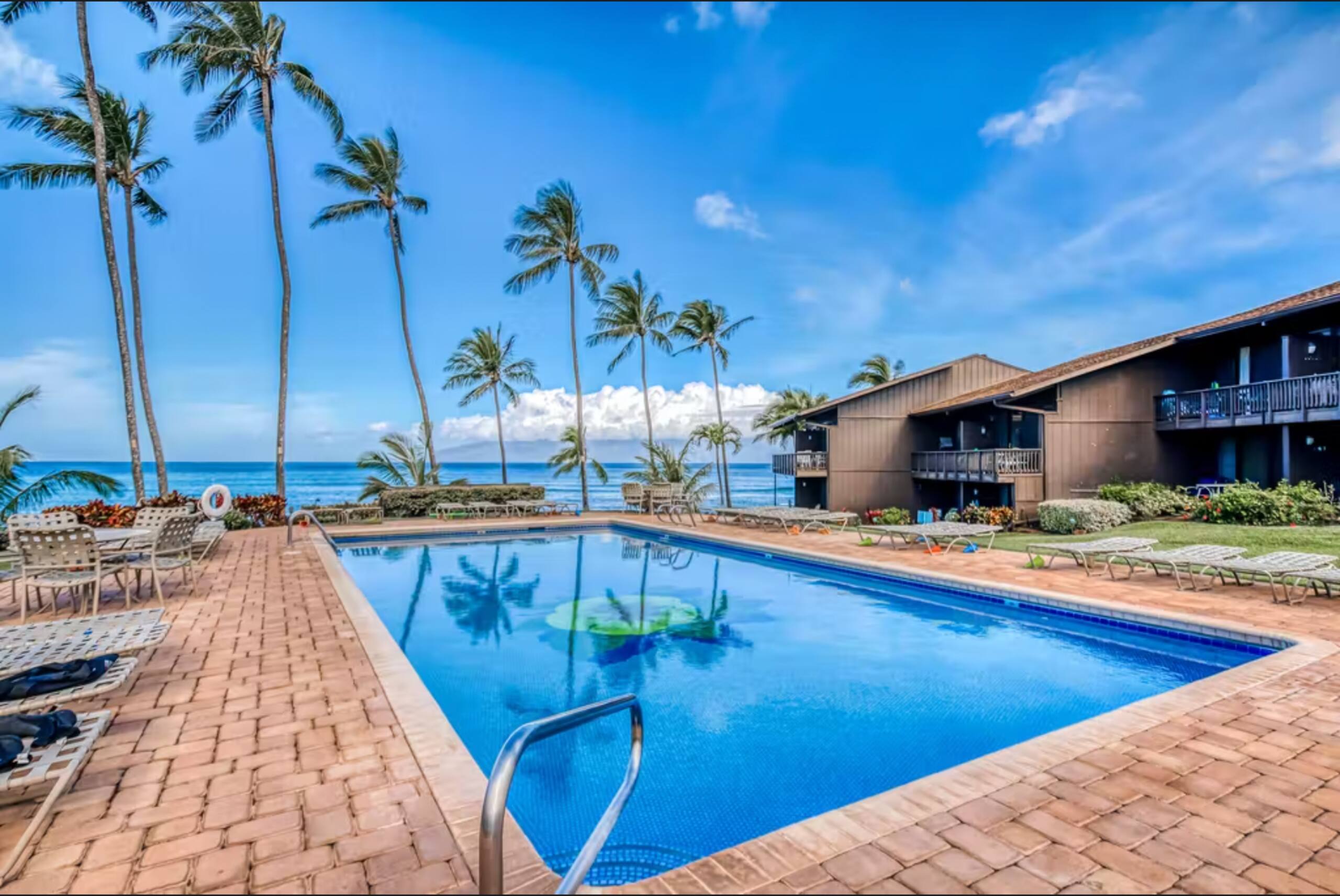 Condo in Lahaina · ★4.95 · 1 bedroom · 2 beds · 1 bath - Image 19