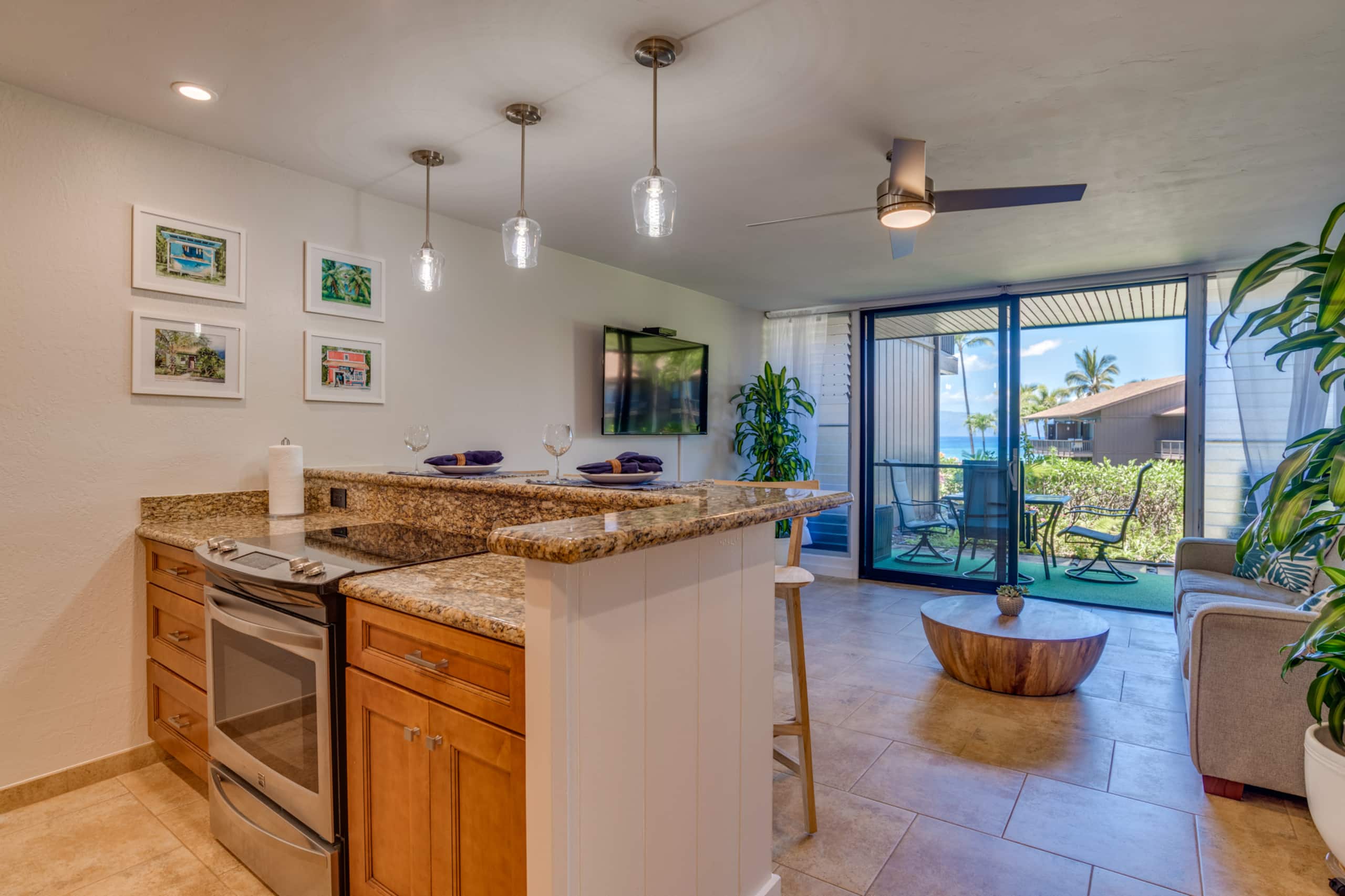 Condo in Lahaina · ★4.95 · 1 bedroom · 2 beds · 1 bath - Image 9