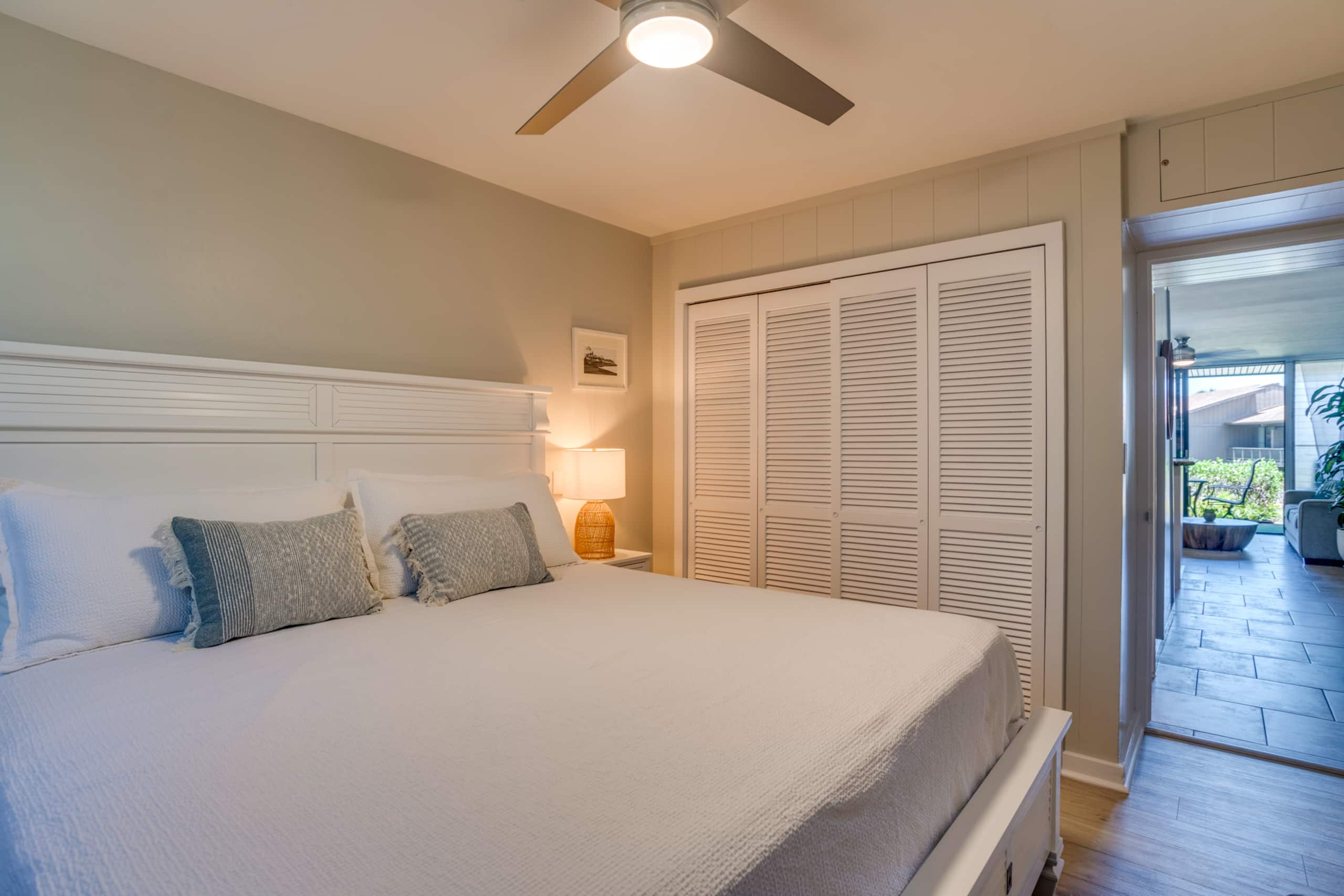 Condo in Lahaina · ★4.95 · 1 bedroom · 2 beds · 1 bath - Image 13