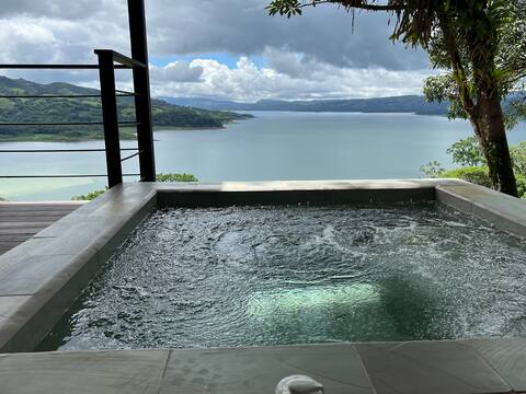 Lake view Cattle Ranch Villa
