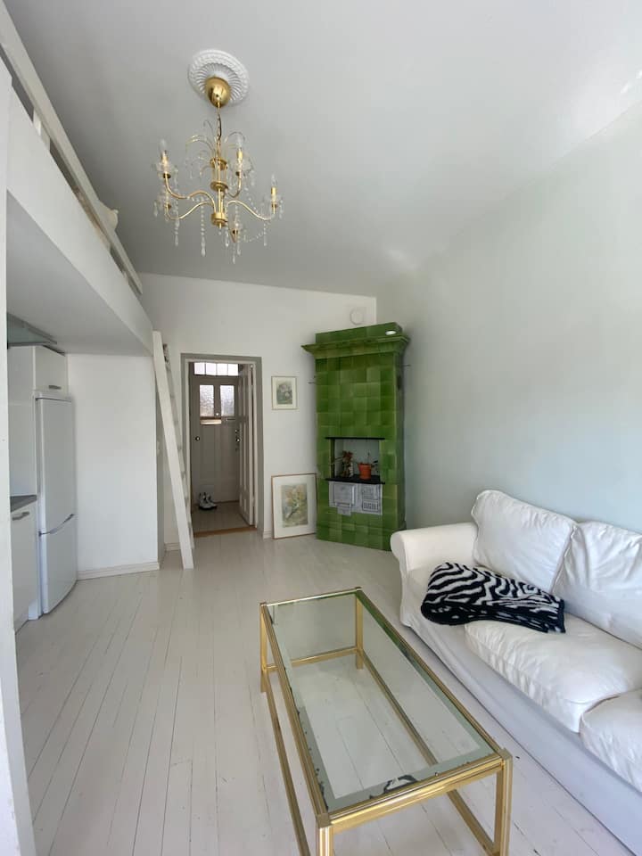 Lovely apartment on the beats of popular Rocky Apartments for Rent in