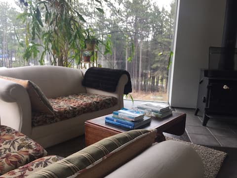Popular Airbnb listing: O' four times in Québec