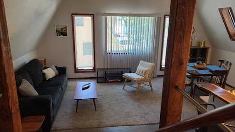 Cheerfull 1 bedroom A frame