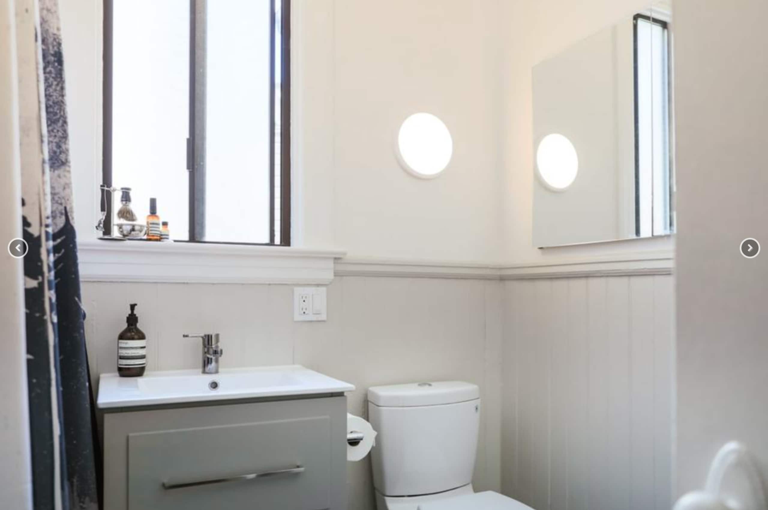 Condo in San Francisco · ★4.74 · 3 bedrooms · 5 beds · 1 bath - Image 11