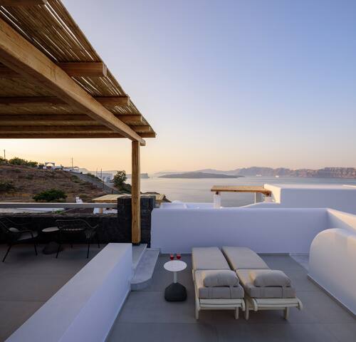 Master Villa at Acro Blue Luxury Villas!!! gallery image 3