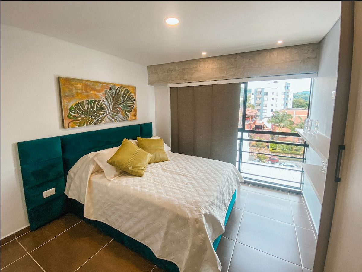 Excellently located 2bd apt. in Los Álamos with AC Apartments for