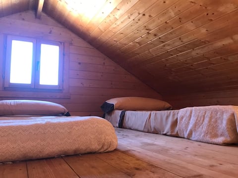 El Retiro. Cabin No. 3 / 8 people and pool