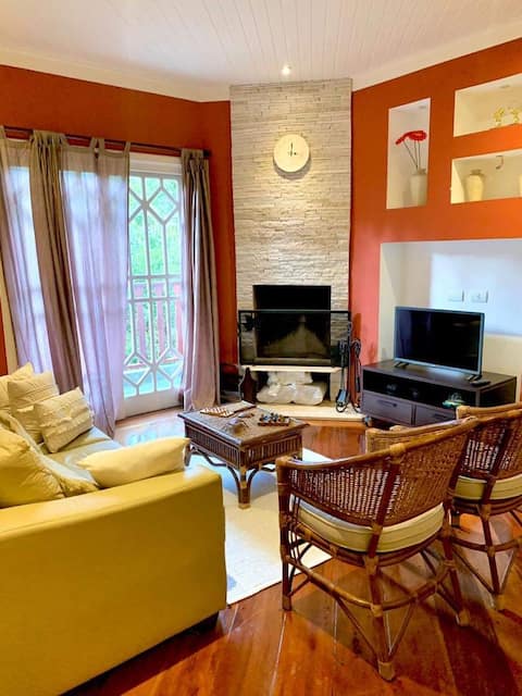 Imóvel de sucesso: Quiet Apartment with a Beautiful Garden View! em Campos Do Jordão