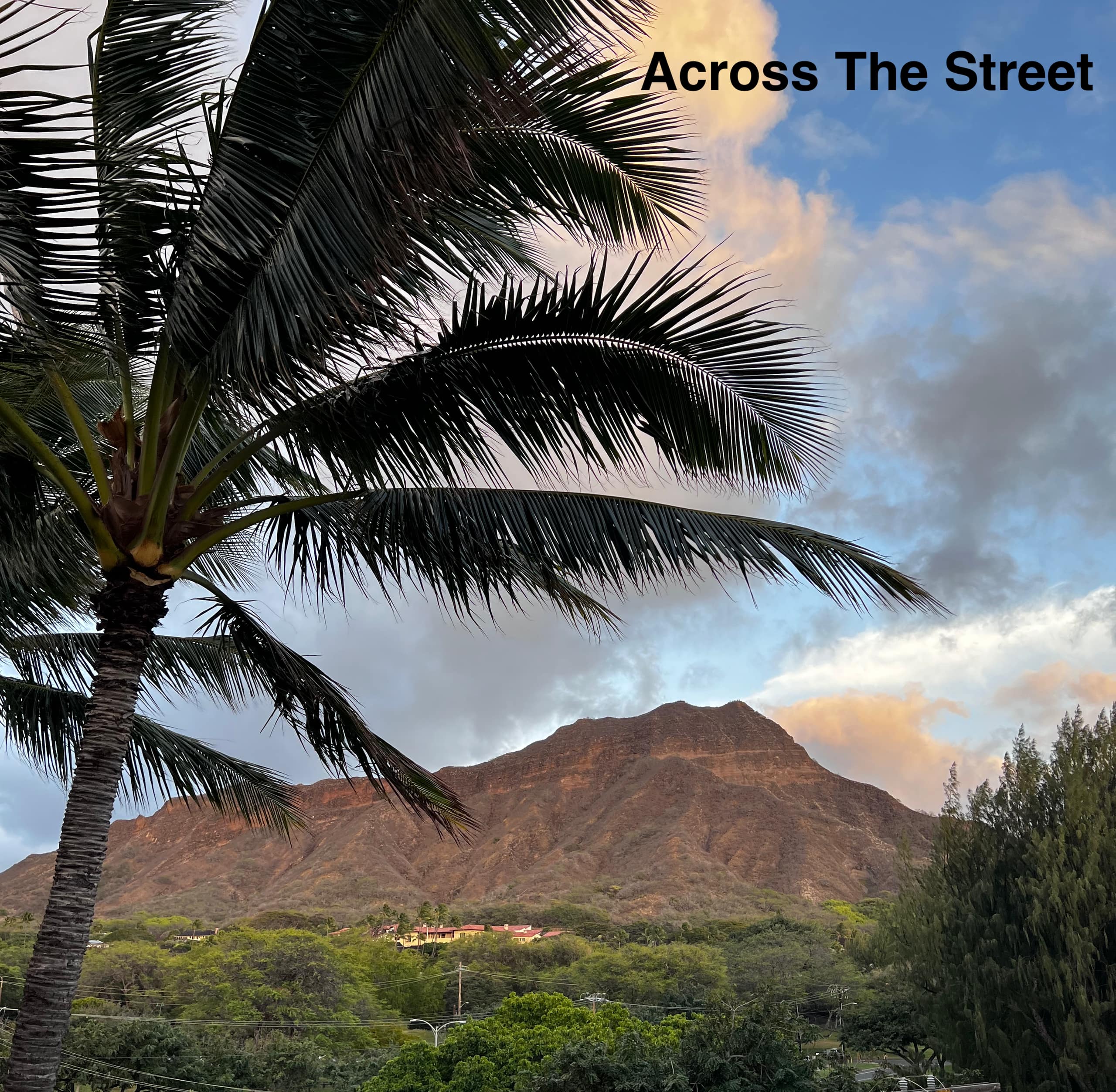 Condo in Honolulu · ★4.8 · Studio · 1 bed · 1 private bath - Image 37