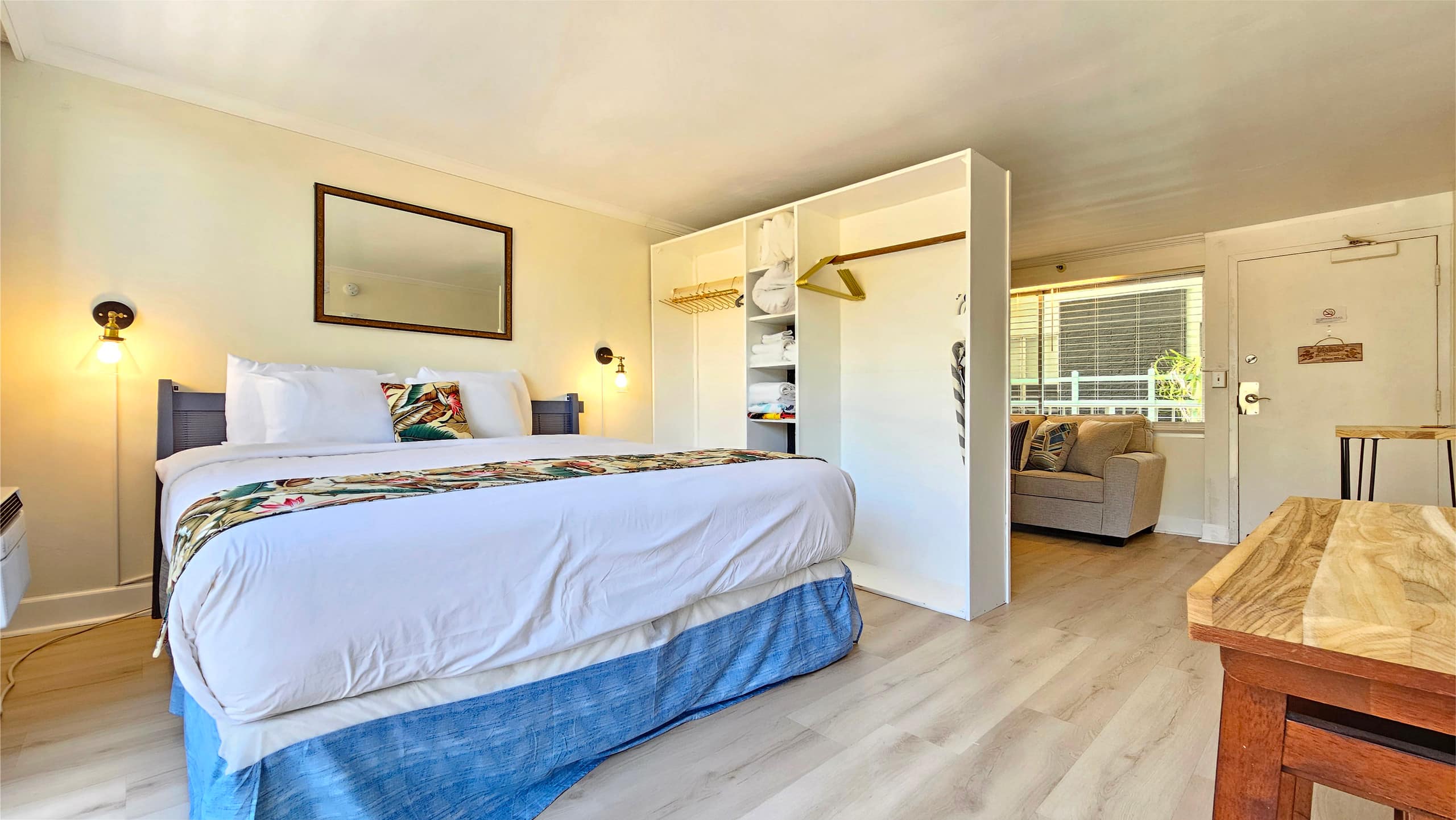 Condo in Honolulu · ★4.8 · Studio · 1 bed · 1 private bath - Image 40